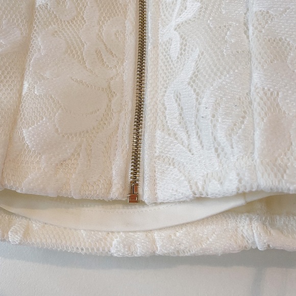 EVER NEW MELBOURNE Lace tank top - Picture 7 of 7